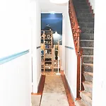 Procyon Boutique & בית הארחה