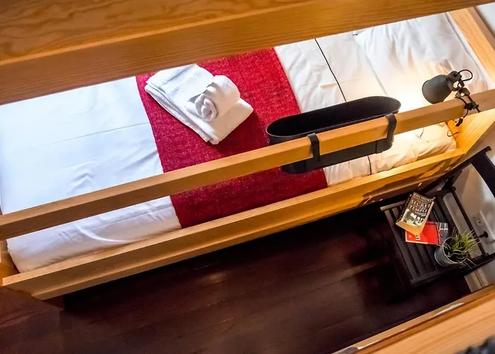 Procyon Boutique & 2*